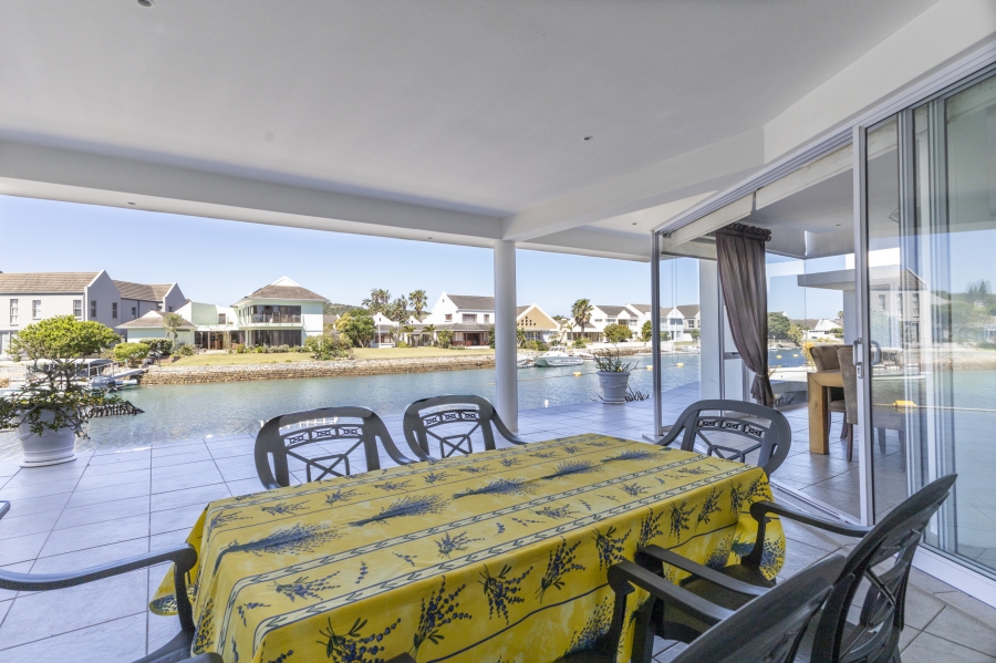 6 Bedroom Property for Sale in Royal Alfred Marina Eastern Cape